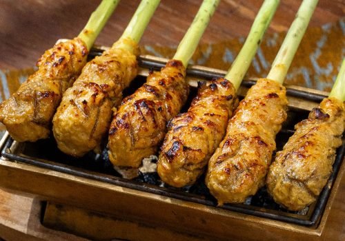 menjamu-seminyak-chicken-satay-balinese-food-and-indonesian-cuisine-sate-lilit-3